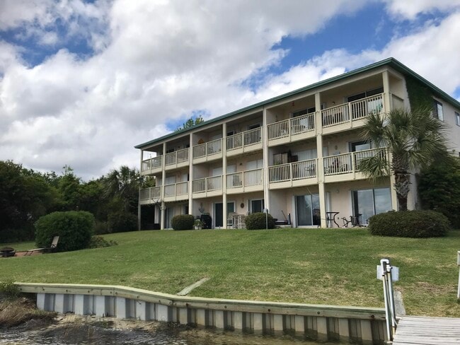 Building Photo - 1695 US-98