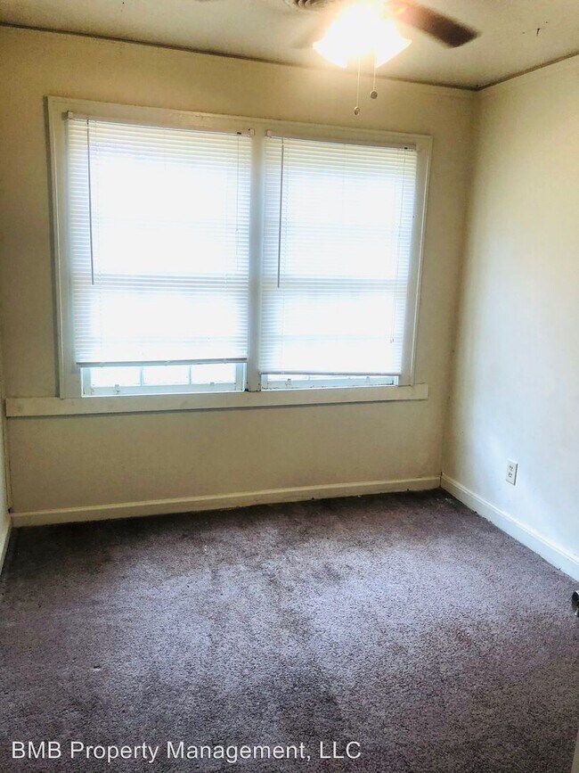 Foto del edificio - 3 br, 1 bath House - 1945 Gibson Street
