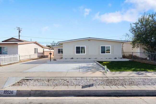 Foto del edificio - 3 Bedroom Duplex with Washer Dryer