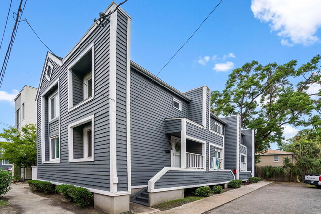 Building Photo - 22 Ogier St