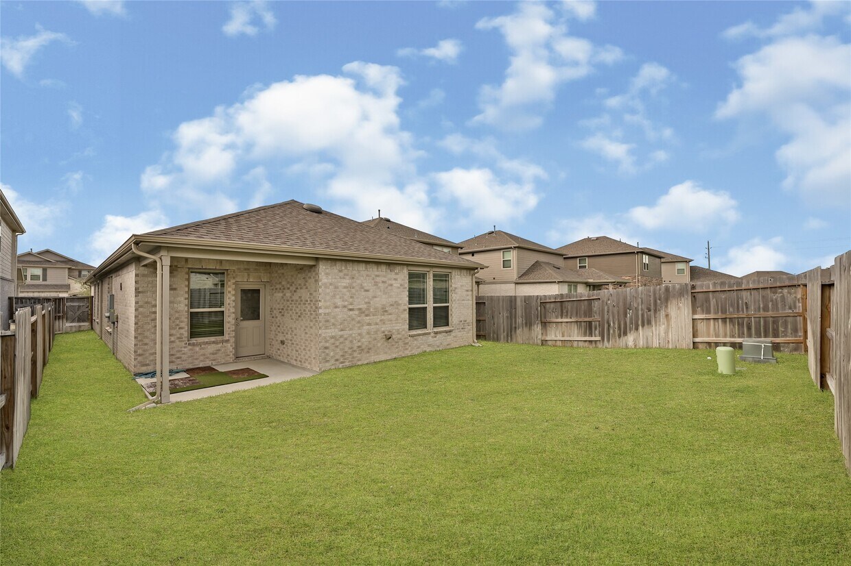 Foto del edificio - 21127 Dolphin Bay Ln
