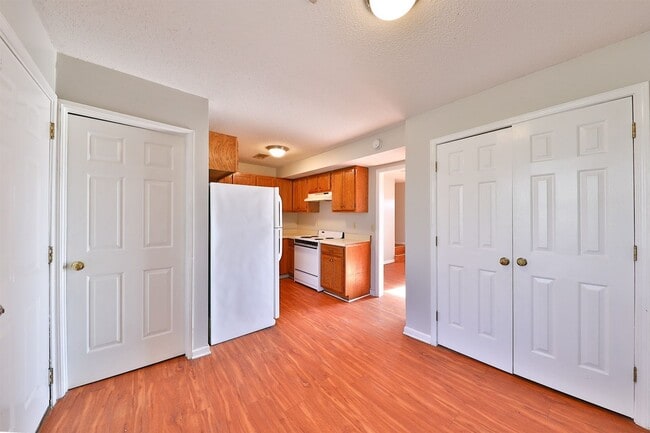 Foto del edificio - 214 Olive St