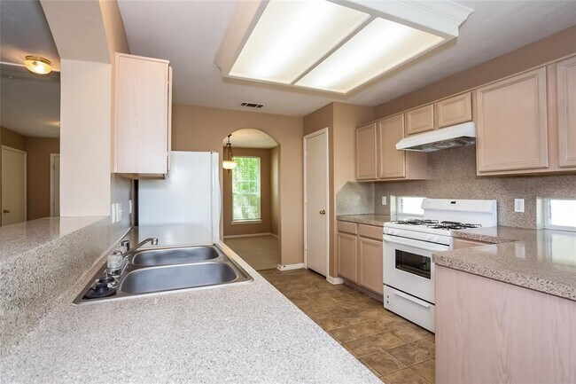 Building Photo - 8115 Solara Bend Ct