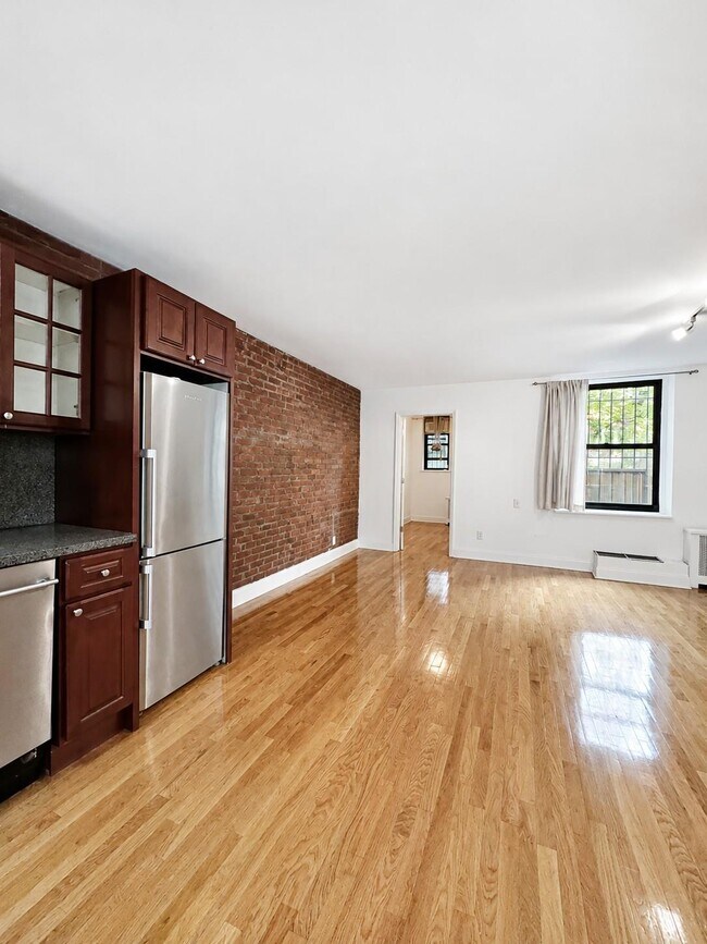 Foto del edificio - 40 W 85th St