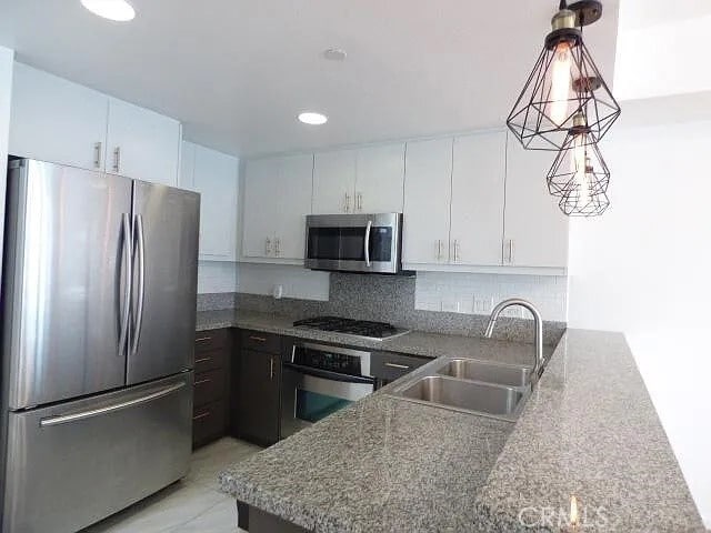 Building Photo - 875 G St