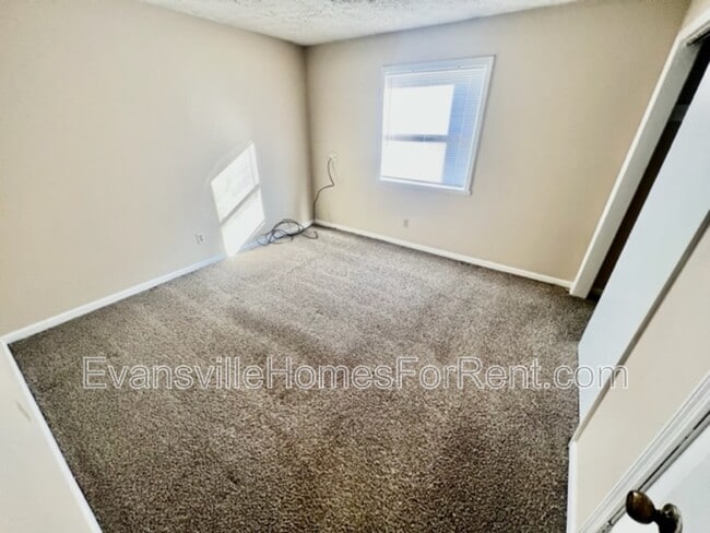 Foto del edificio - 10455 Old Hwy 62 E