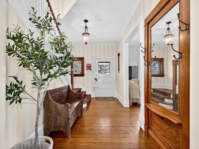 Foto del edificio - 4206 Central Ave