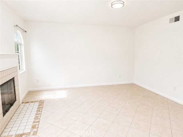 Building Photo - 1567 Corte Santana