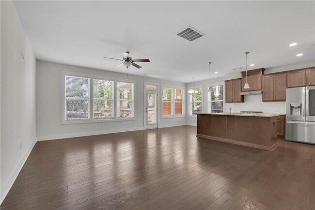 Foto del edificio - 1252 Windmill Pkwy