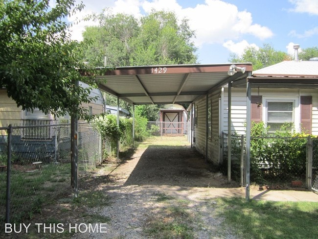 Foto del edificio - 1429 SW 12th St