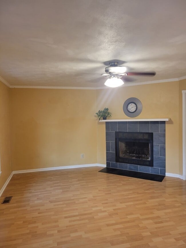 Building Photo - 4 bedroom 2.5 baths in Kempsville