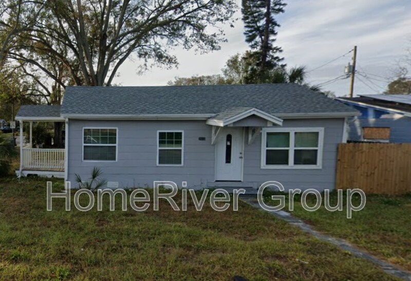 Foto principal - 3532 38th Ave N