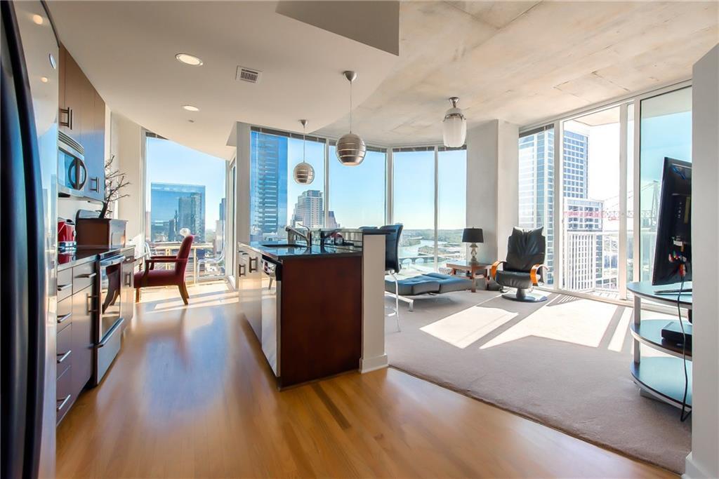 Foto principal - 360 Nueces St