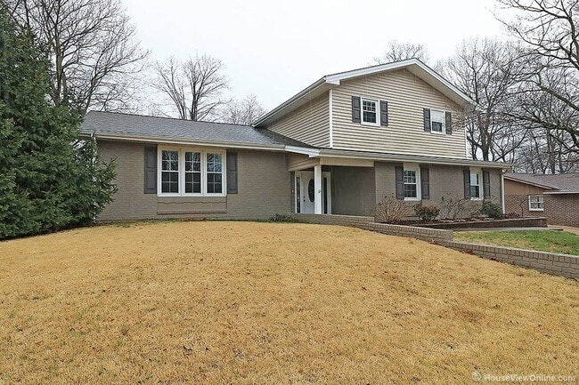 Building Photo - 2031 Allen Dr