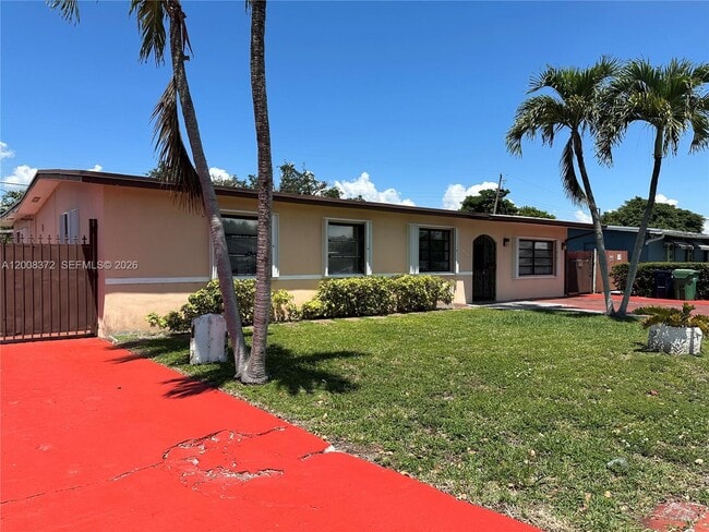Building Photo - 3100 SW 103rd Ct
