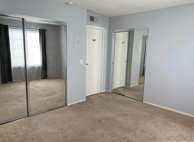 Building Photo - 15040 Avenida Venusto