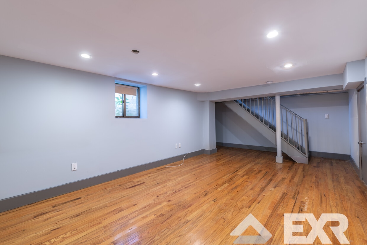 110 Martense St Unit A3, Brooklyn, NY 11226 Room for Rent in Brooklyn, NY