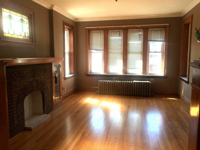 Building Photo - 1627 S 49th Ave