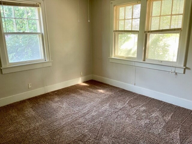 Building Photo - 430 S Bluff Ave