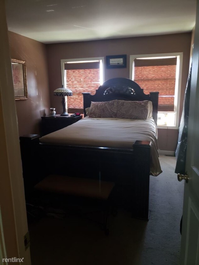 3 br, 1.5 bath - Valley Green - 3 br, 1.5 bath  - Valley Green