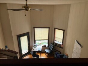 Building Photo - 402 W Dayton St