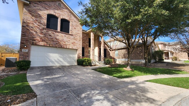 Foto del edificio - Alamo Ranch Captivating home for Rent 4bd/...