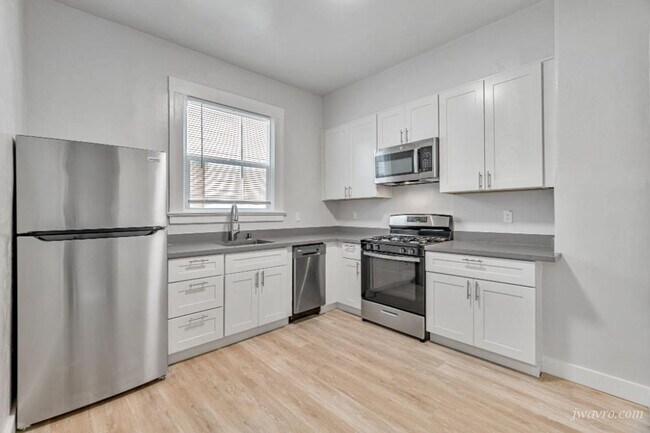 Photo - 1630 California St Apartment