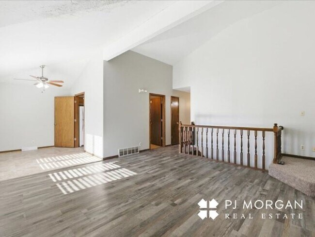 Foto del edificio - 9524-9526