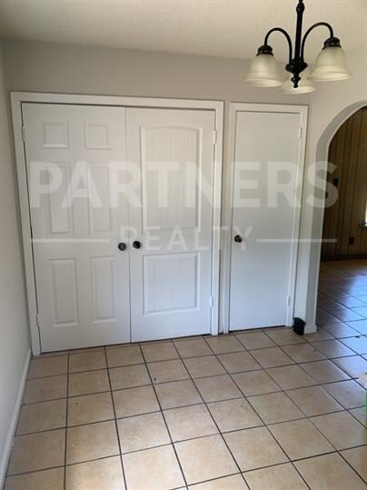 Building Photo - 508 Upton Rd