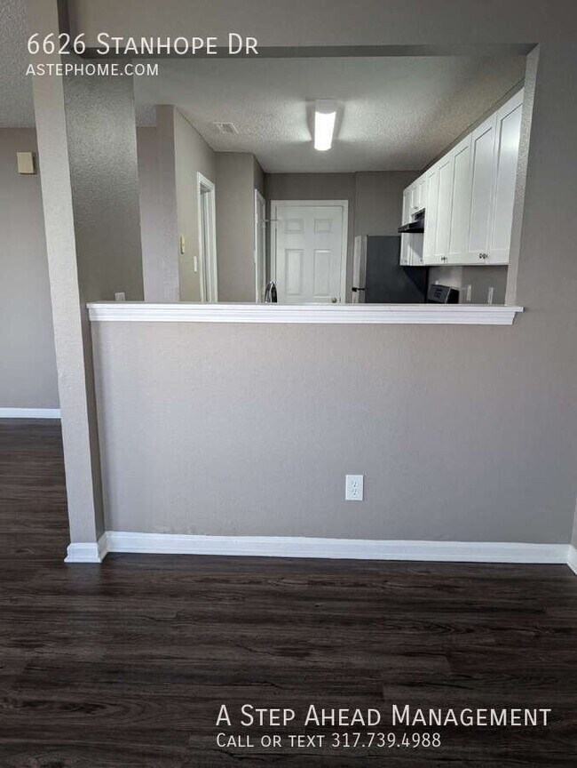 Foto del edificio - 6626 Stanhope Dr