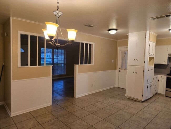 Foto del edificio - ***Broadmoor South***