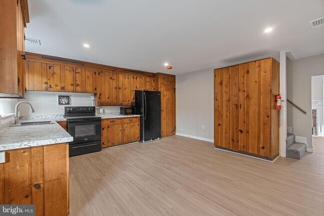 Building Photo - 57 S Limekiln Pike