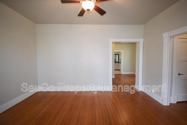 Foto del edificio - 2065 SW Park Ave