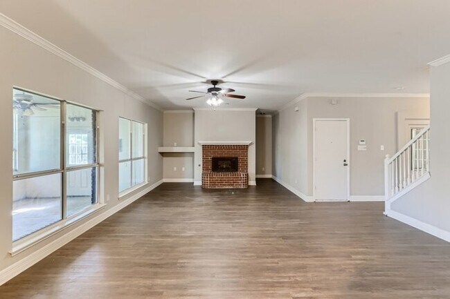 Foto del edificio - 265 Brookdale Dr, Little Elm, TX, 75068
