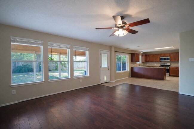 Building Photo - 8315 Cardamon Ln