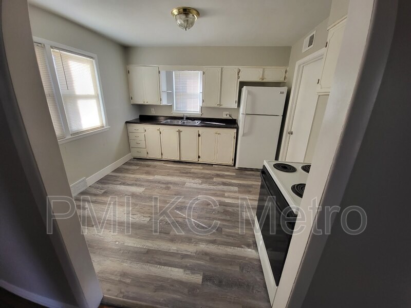 Primary Photo - 1112 N Union St