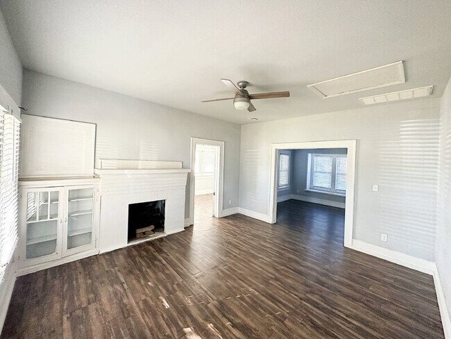 Foto del edificio - 528 S 49th W Ave