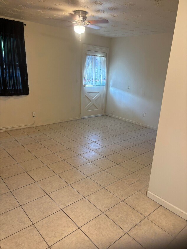 Foto del edificio - 3350 Sheridan Rd