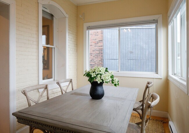 Foto del edificio - 127 Cottage St