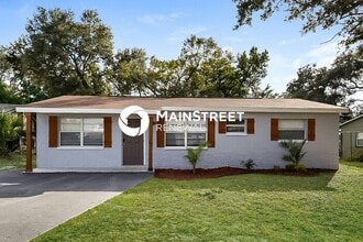 Building Photo - 12038 134th Pl N