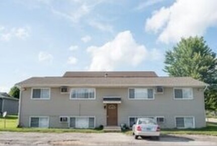 Primary Photo - 3180 9th St