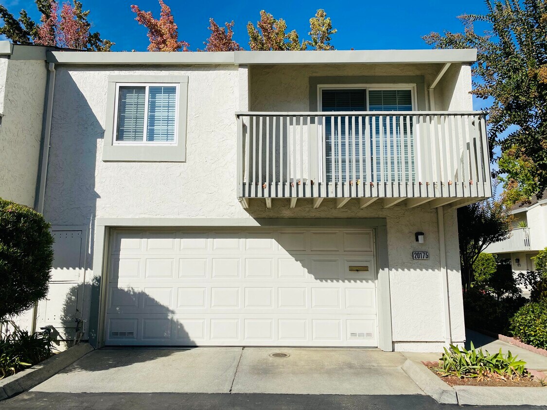 20175 Northglen Sq, Cupertino, CA 95014 Townhome Rentals in Cupertino