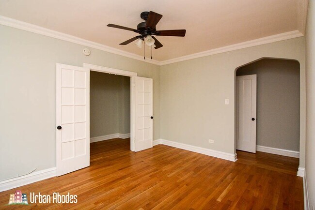 Foto del edificio - 4735 N Hermitage Ave