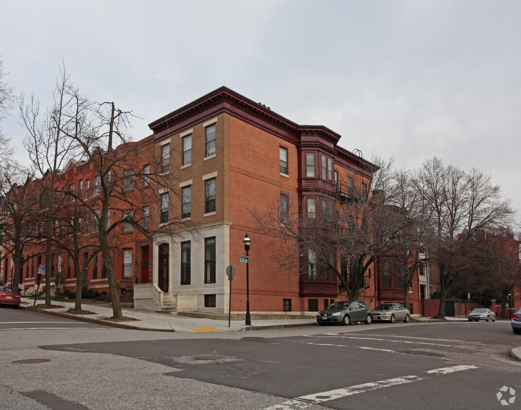 Foto principal - 1701 Bolton St