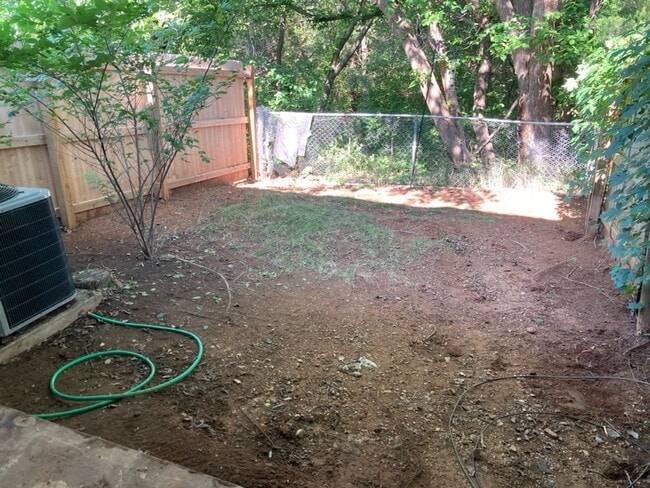Building Photo - 2905 NE Tortoise Dr