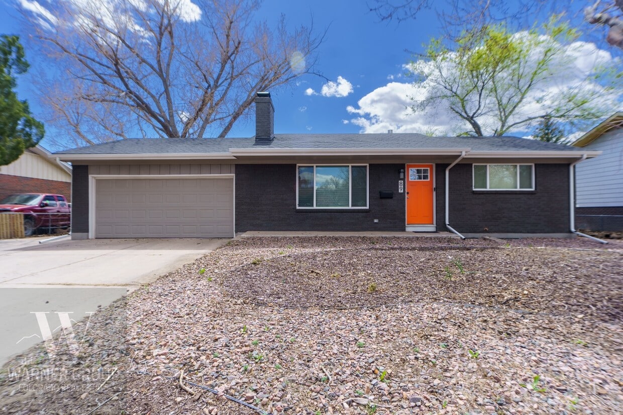 Foto principal - 89 Watson Blvd