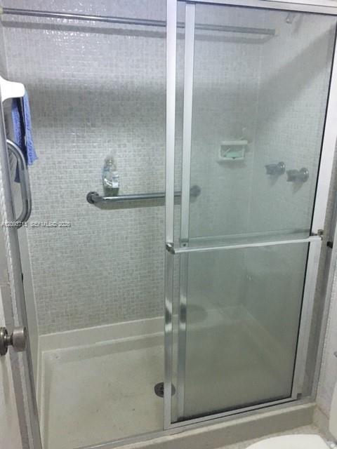 Foto del edificio - 7080 Environ Blvd