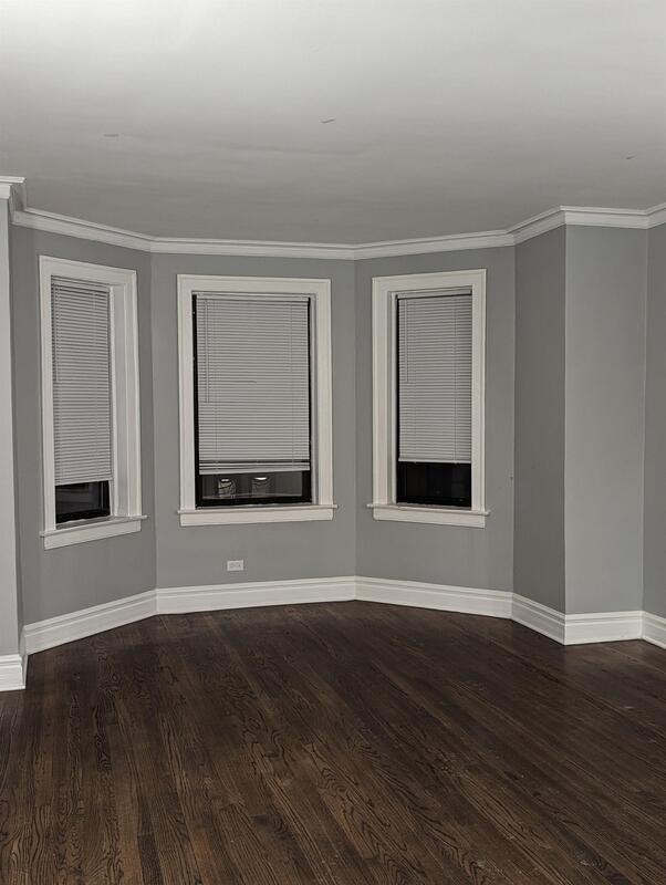 Foto del edificio - 1739 W 80th St