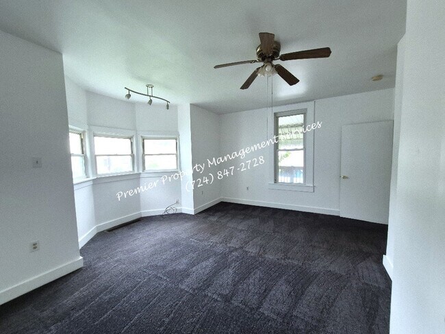 Foto del edificio - 1317 6th Ave