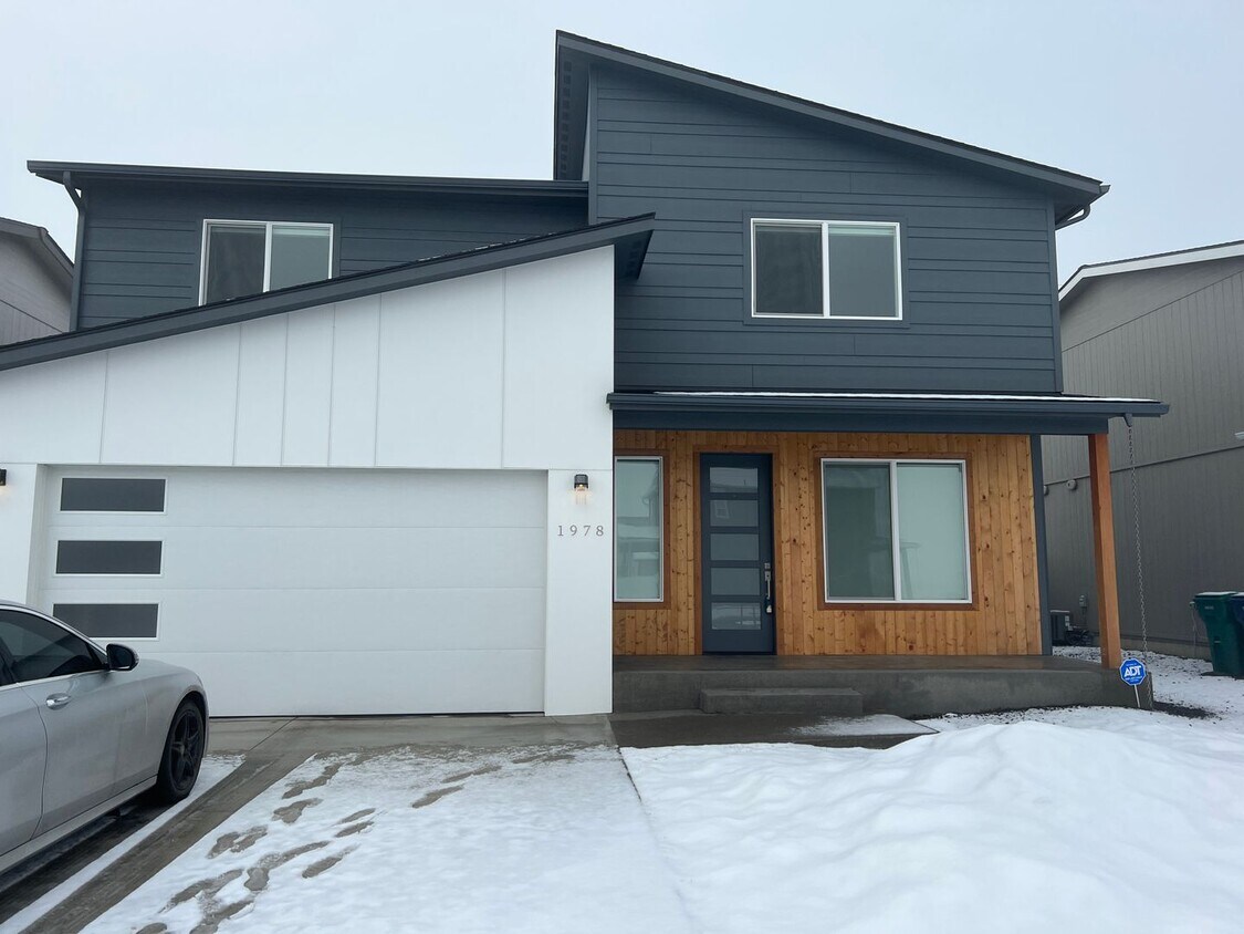 Foto principal - New on the Market!